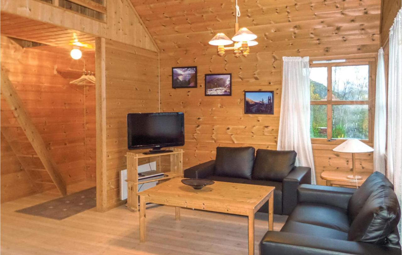 Amazing Home In Vallavik With House Sea View Vangsbygd Екстериор снимка