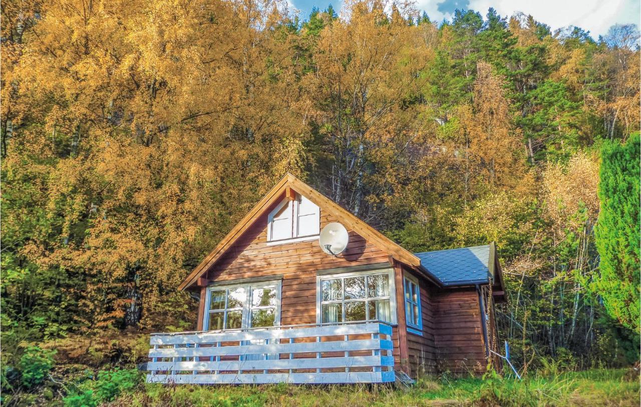Amazing Home In Vallavik With House Sea View Vangsbygd Екстериор снимка